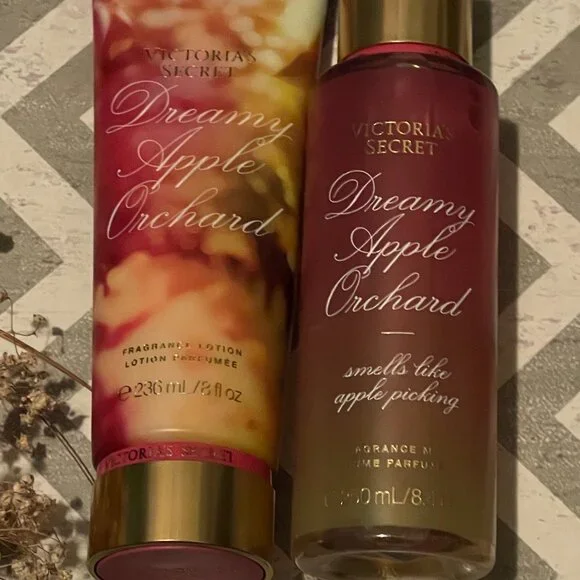 Victoria's Secret, Dreamy Apple Orchard Fragrance Lotion & Mist, NEW! - Picture 3 of 7